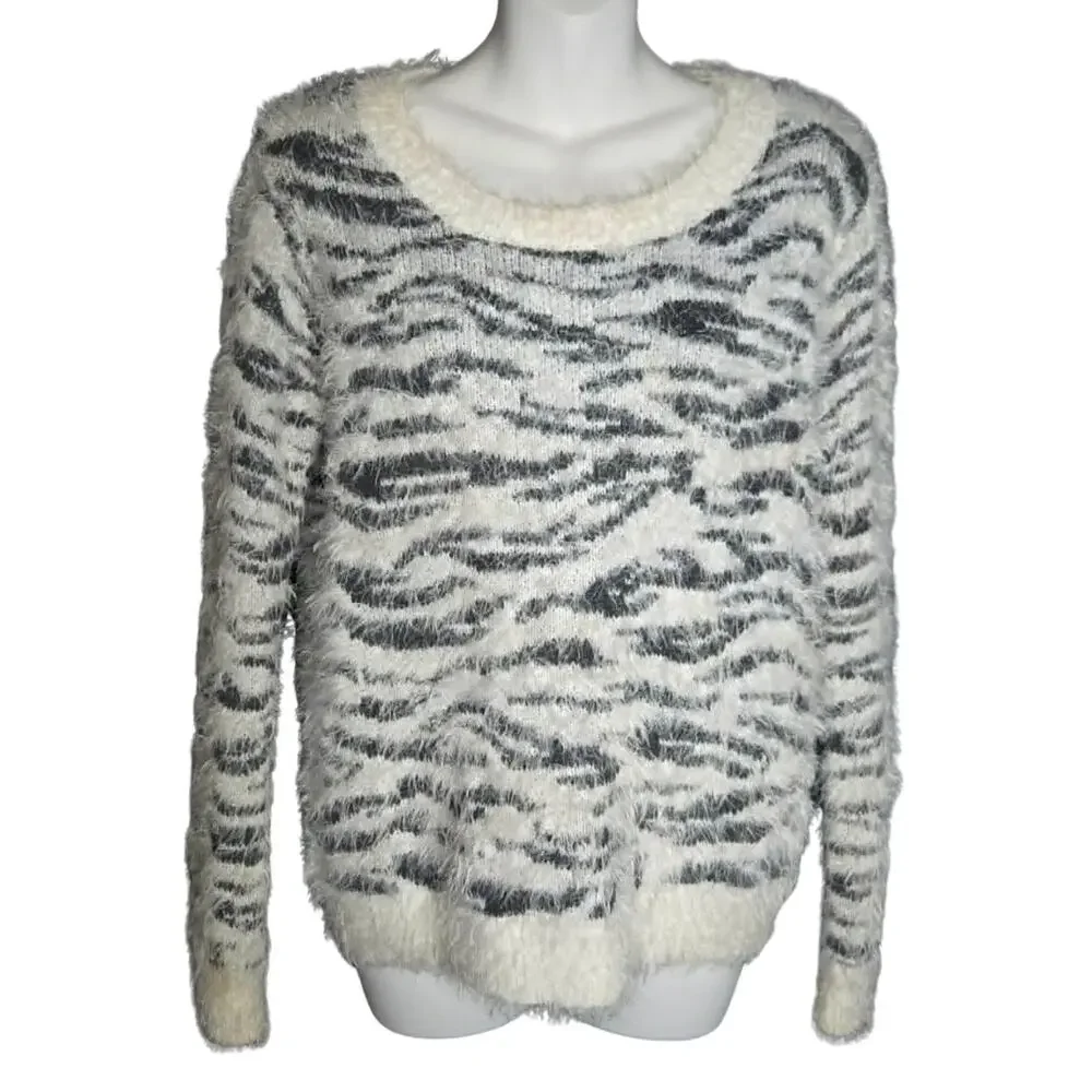 Mudd Zebra Fuzzy Eyelash Knit Pullover Sweater Size S 90s Crew Neck Long Sleeve
